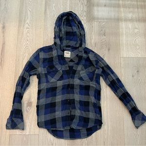 TNA Boyfriend Flannel size S